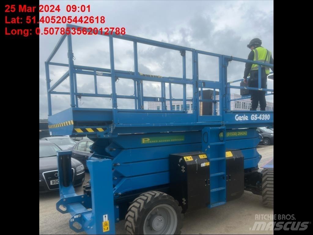 Genie GS 4390 Scheren-Arbeitsbühnen