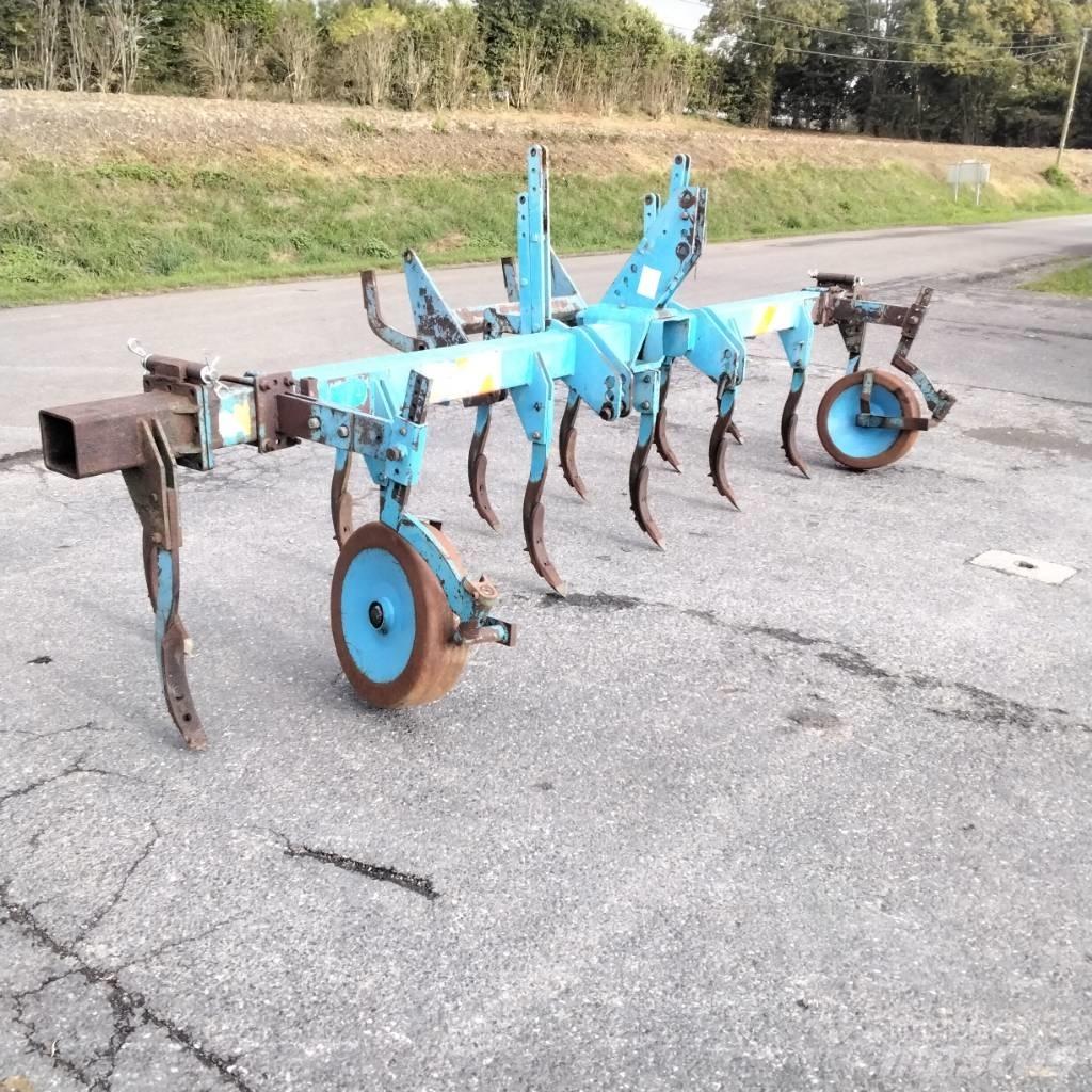 Lemken TOPAS Grubber