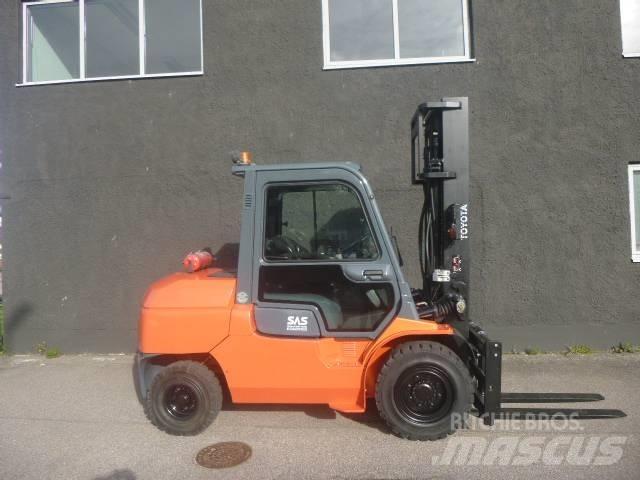 Toyota 7 FD A 50 Diesel Stapler