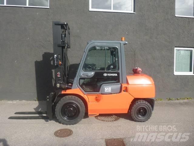 Toyota 7 FD A 50 Diesel Stapler