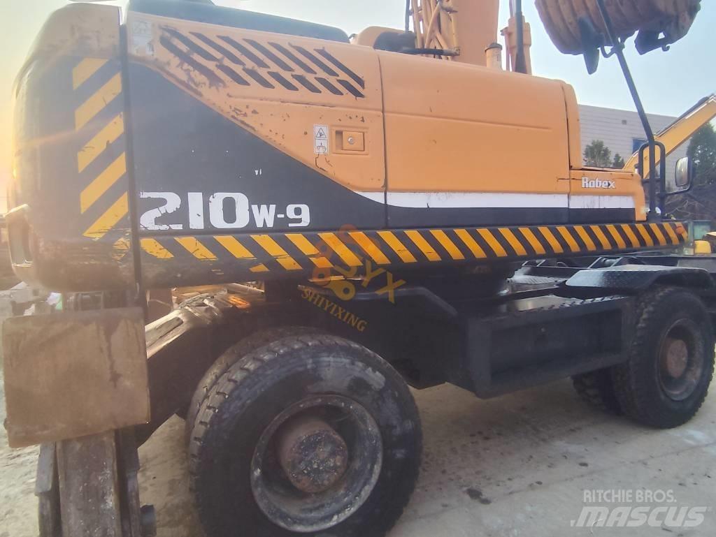 Hyundai 210W-9 Mobilbagger