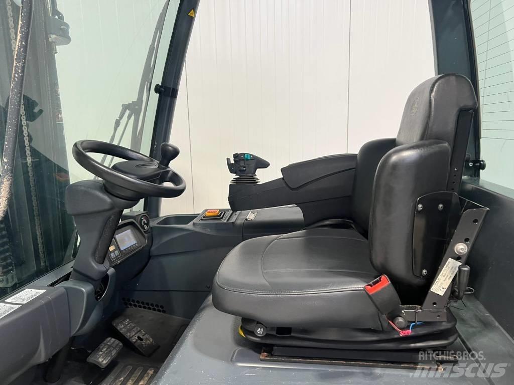 Jungheinrich EFG425k Elektro Stapler