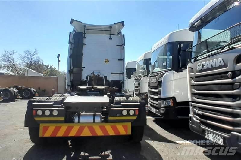 Volvo FH 440 Andere Fahrzeuge