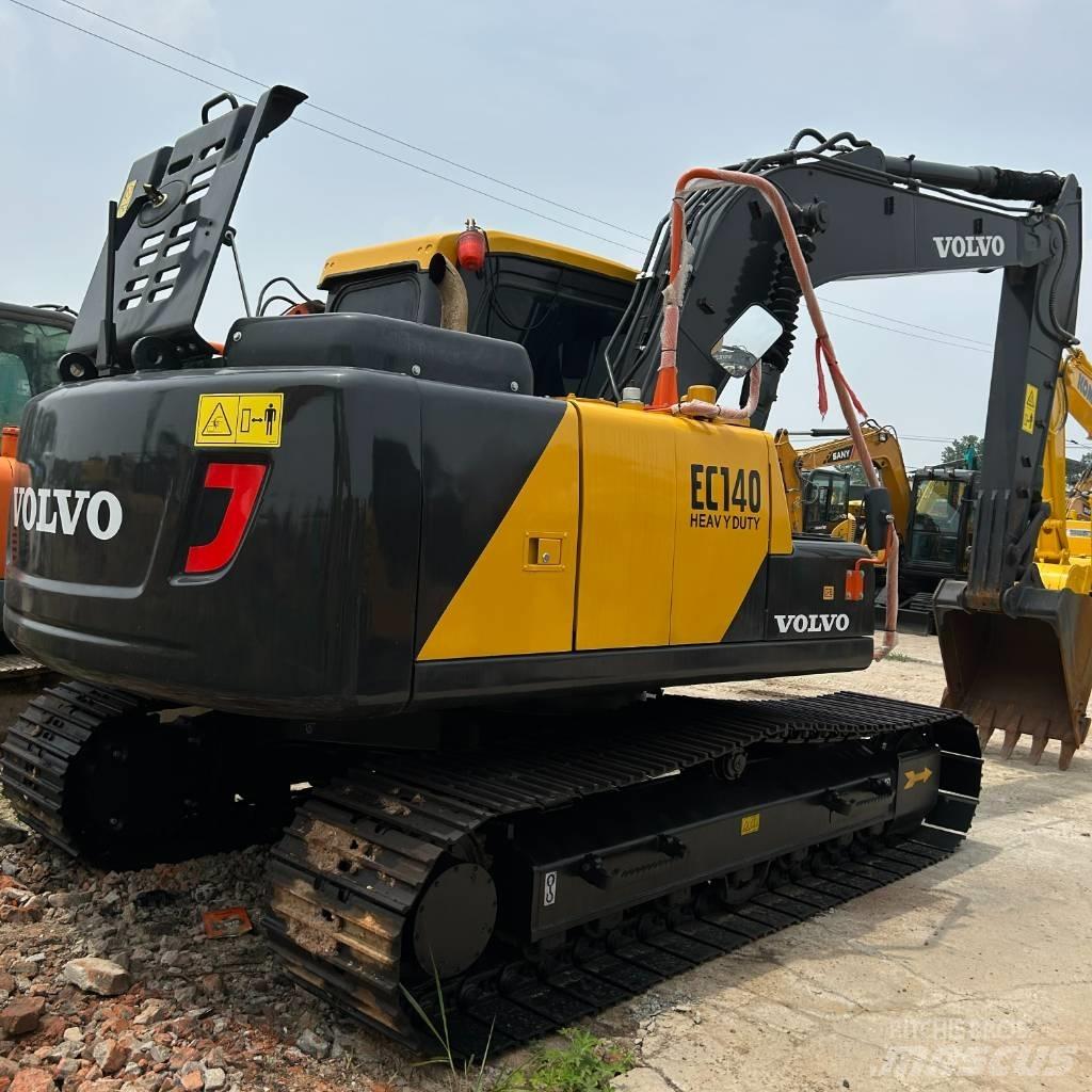 Volvo 140 Raupenbagger