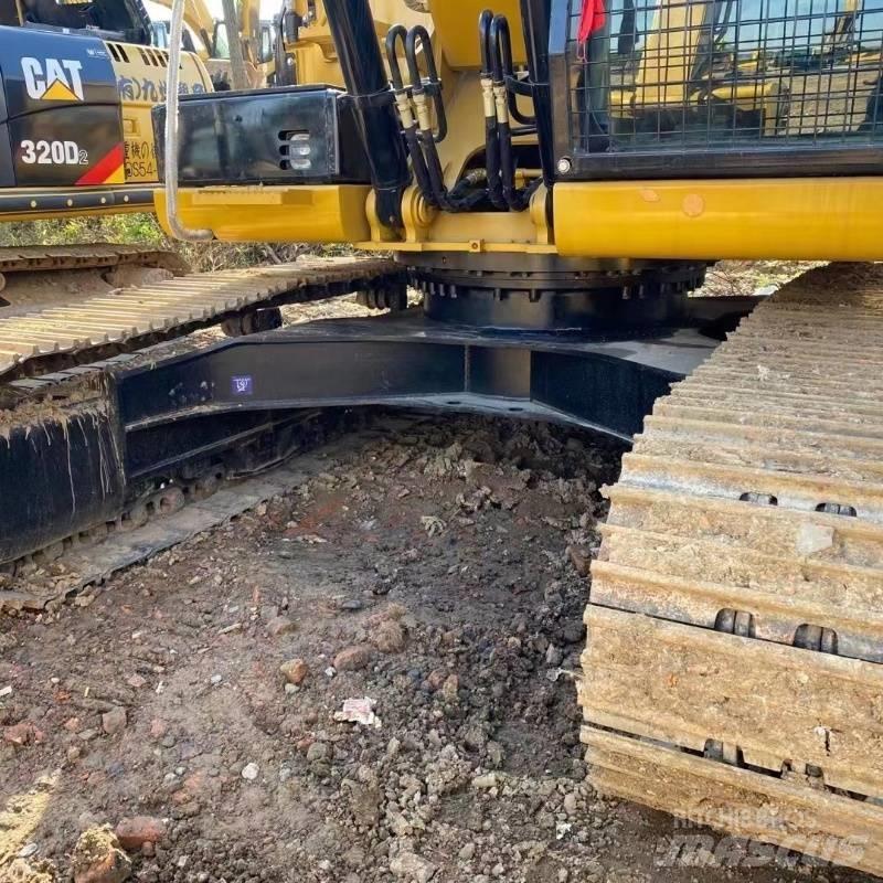 CAT 320 D Raupenbagger