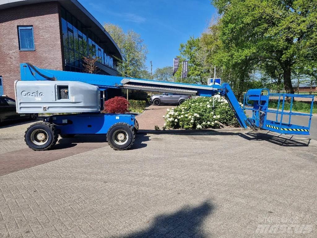 Genie S-45 Teleskopbühnen