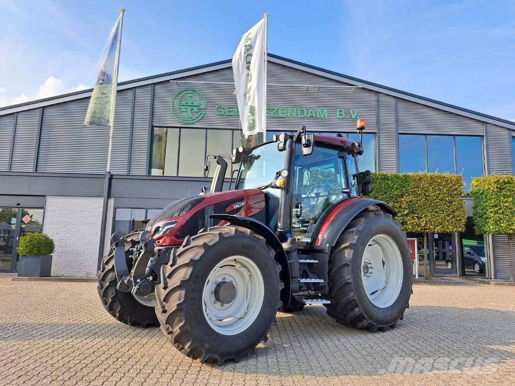Valtra G 135 Active Traktoren
