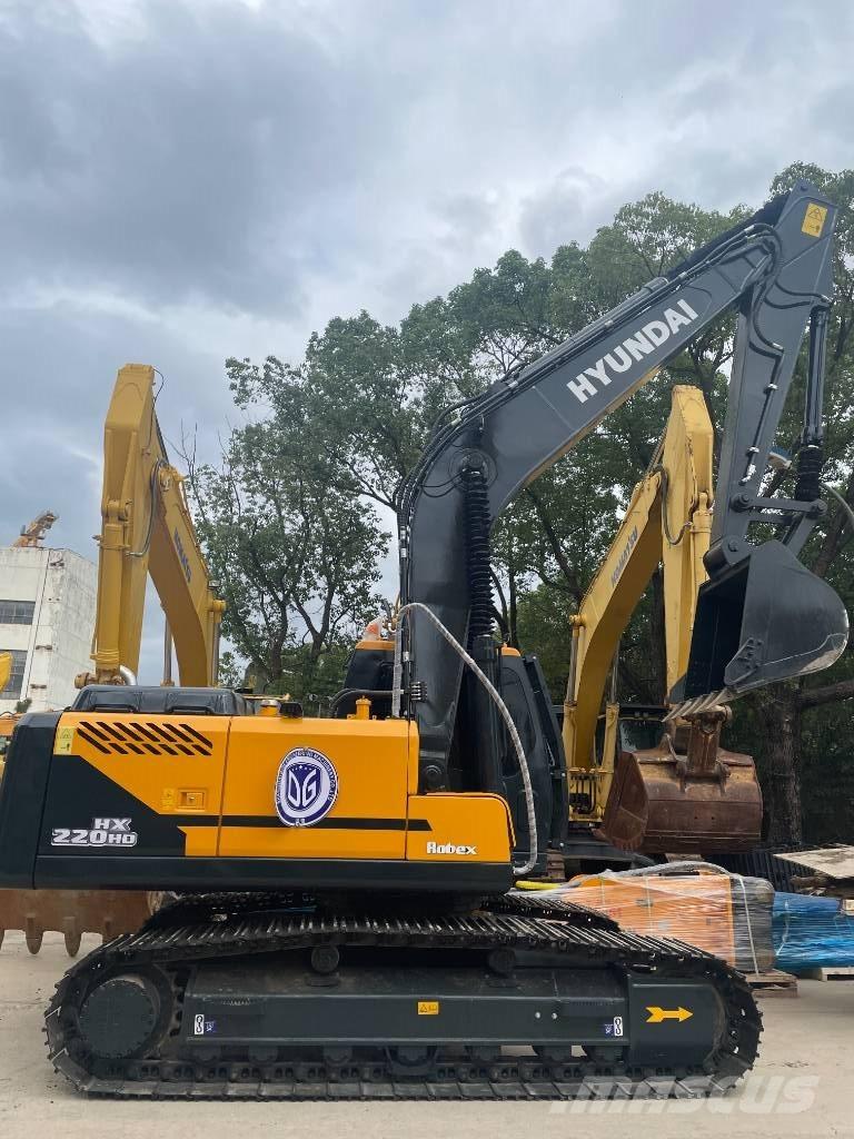Hyundai HX 220HD Raupenbagger