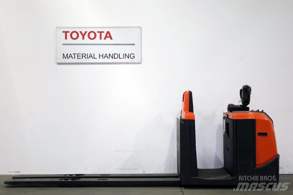Toyota OSE 250 Niederhub-Kommissionierer