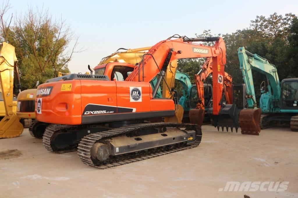 Doosan dx225 Raupenbagger