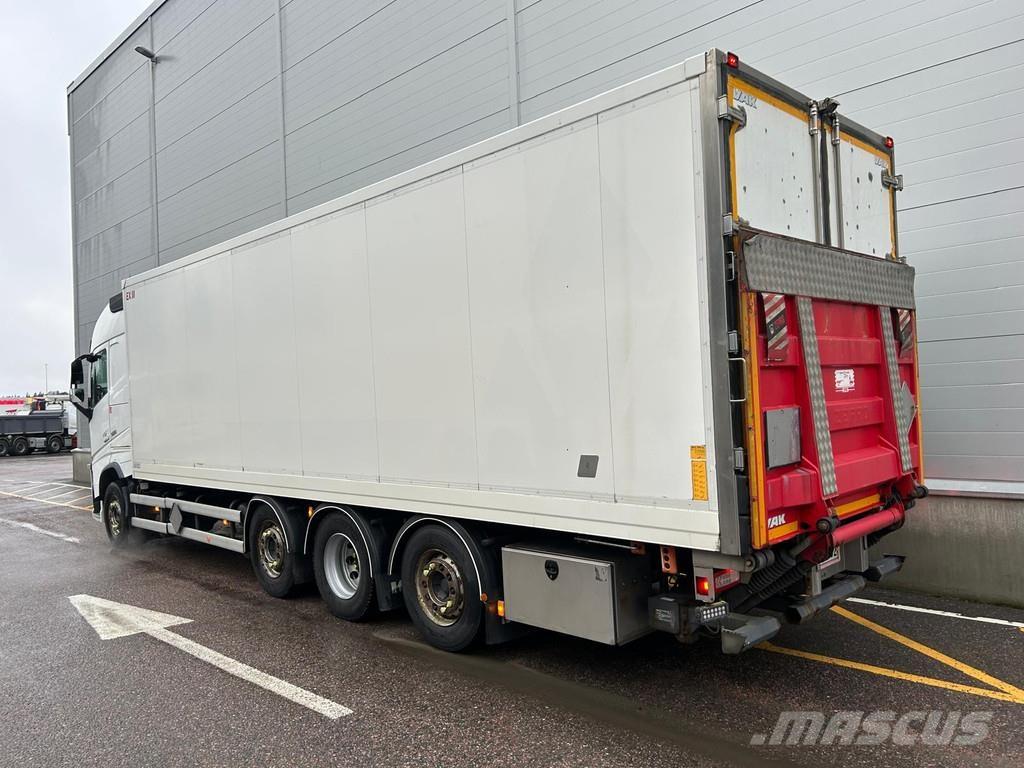 Volvo FH Kastenaufbau