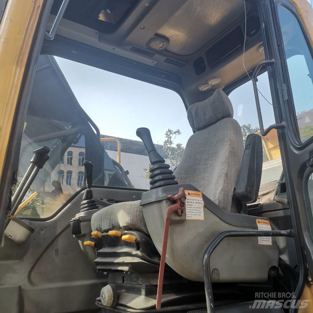 Volvo EC 210 B LC Raupenbagger