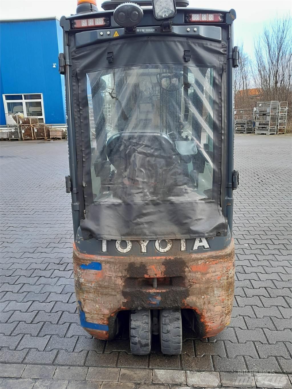 Toyota 8FBE20T Elektro Stapler