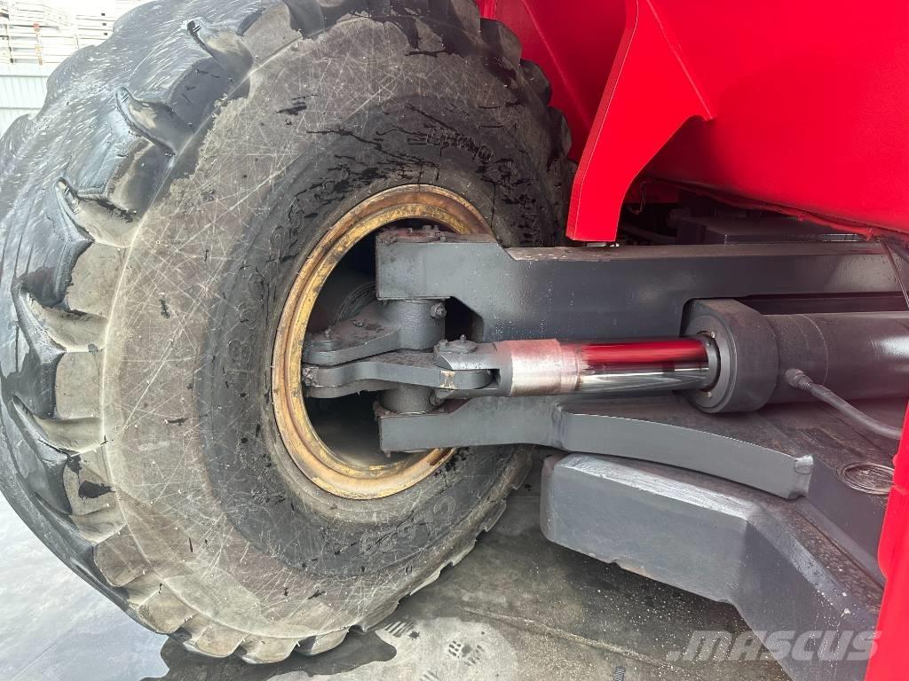 Kalmar DRF 450 Reach-Stacker