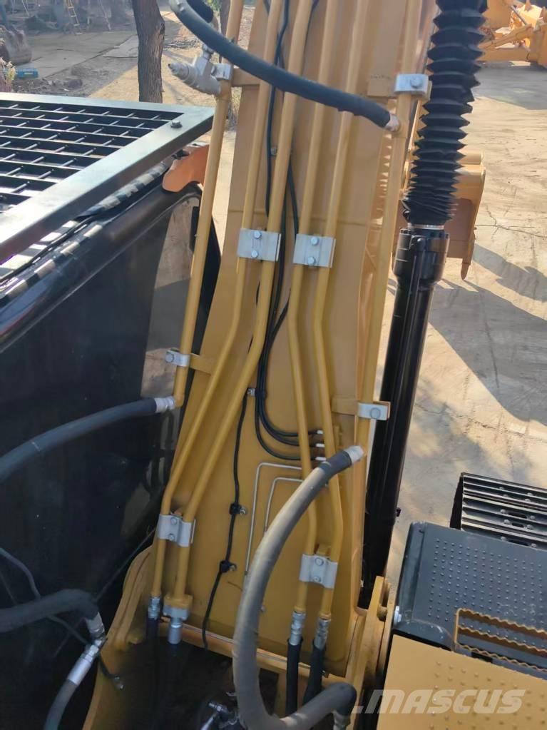 CAT 320 D2L Raupenbagger