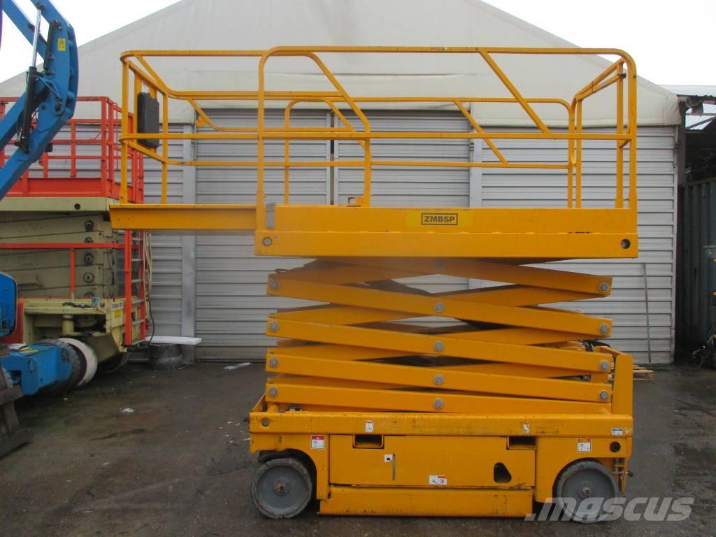 Haulotte Compact 12 Scheren-Arbeitsbühnen