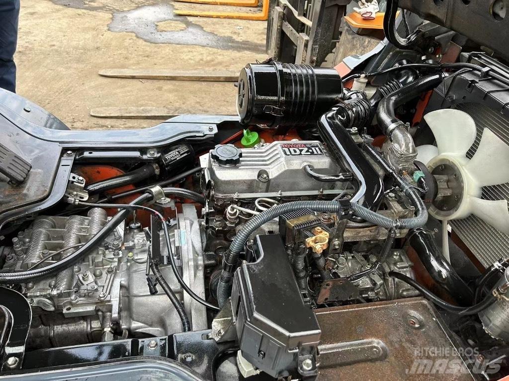 Toyota Toyota8F FD30 Diesel Stapler