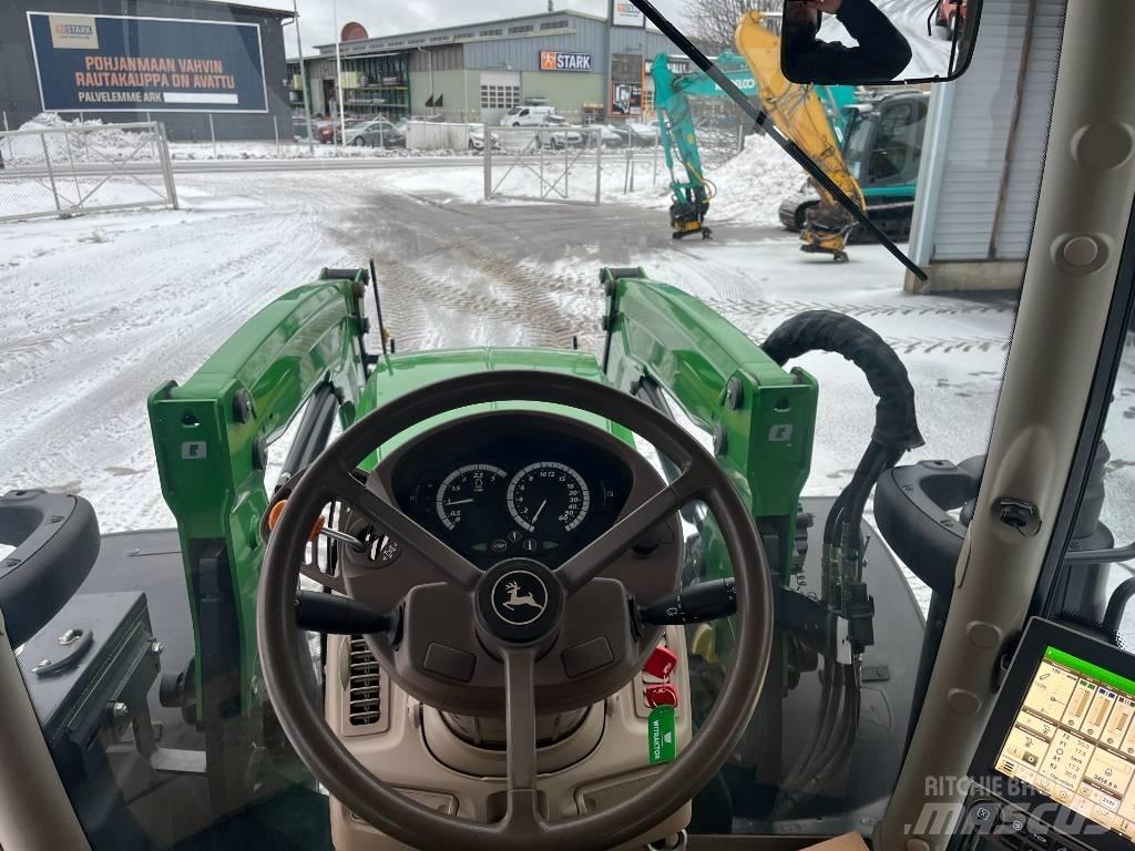 John Deere 6130 R Traktoren