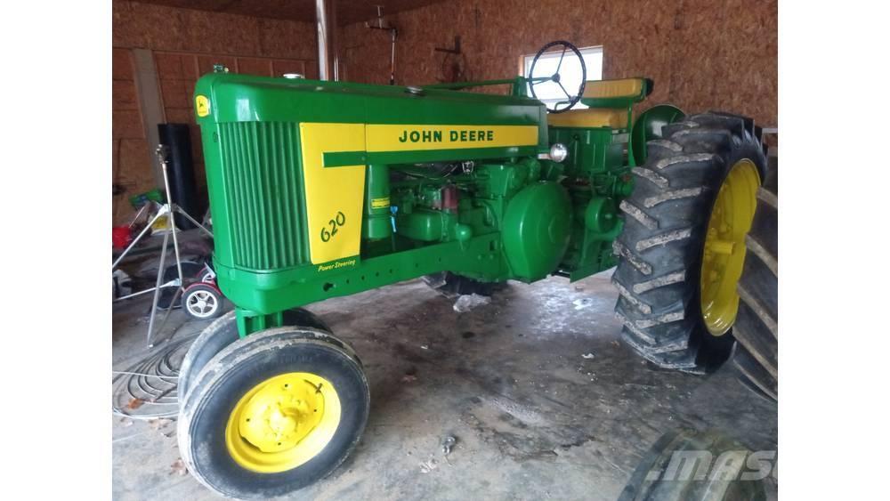 John Deere 620 Traktoren