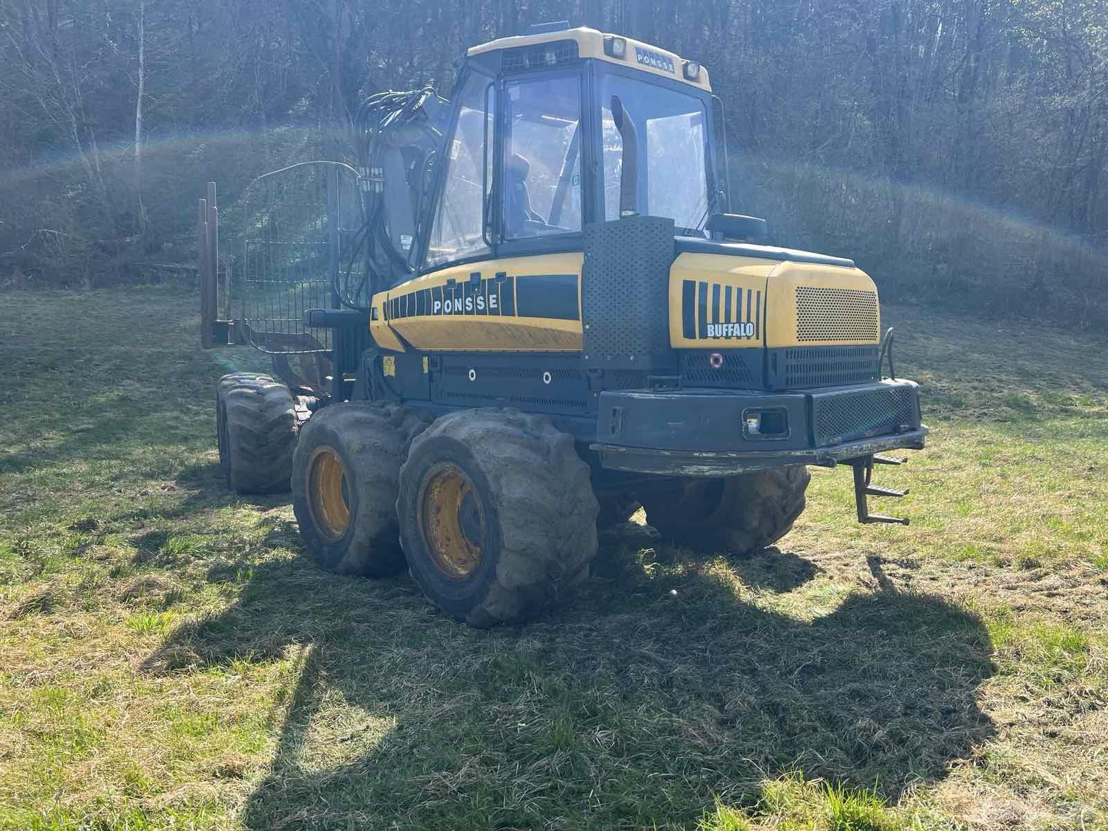 Ponsse Buffalo 8W Forwarder