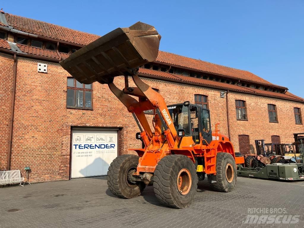 Doosan DL 300 Radlader