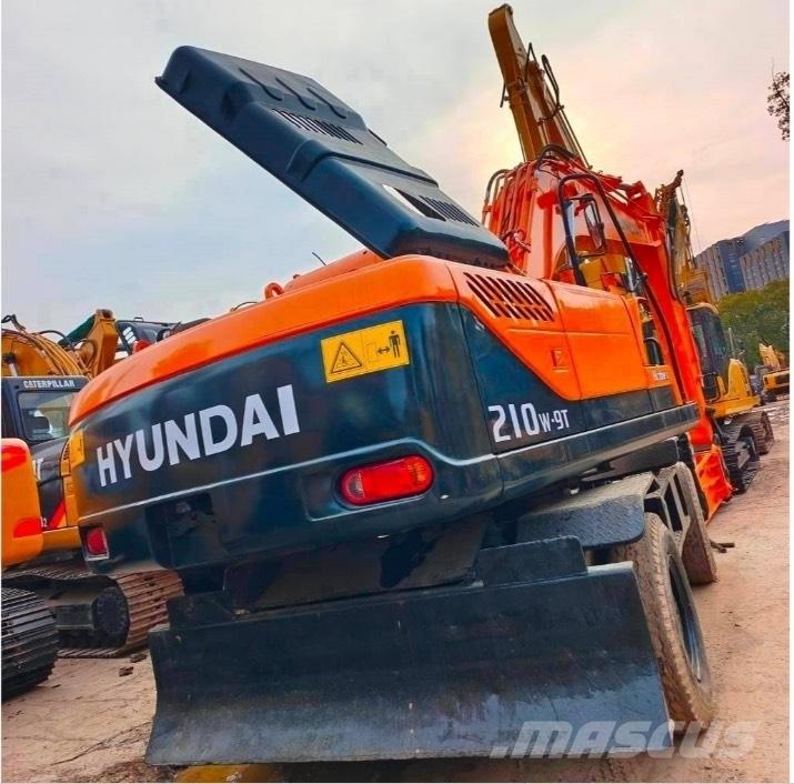 Hyundai 210 w-9 Raupenbagger