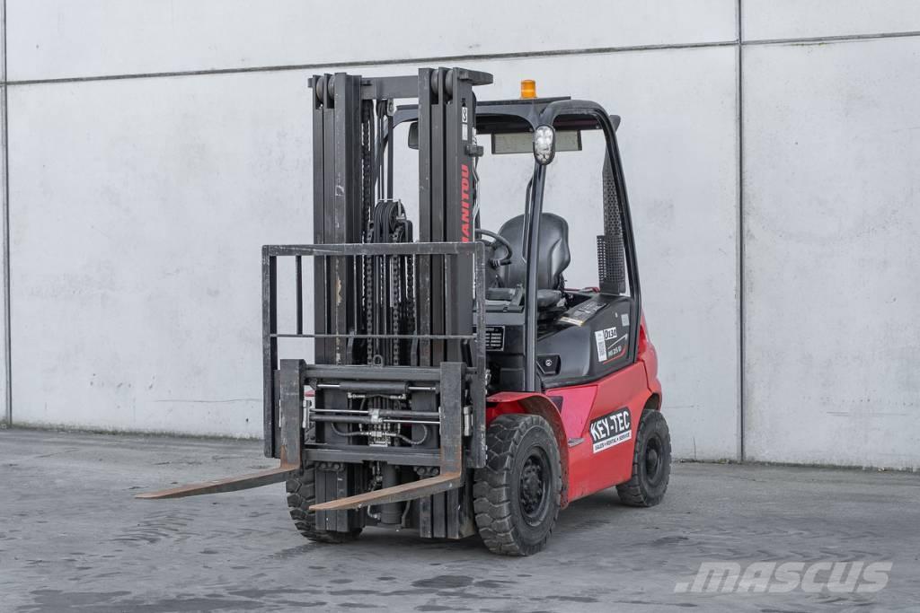 Manitou MI 25 D Diesel Stapler