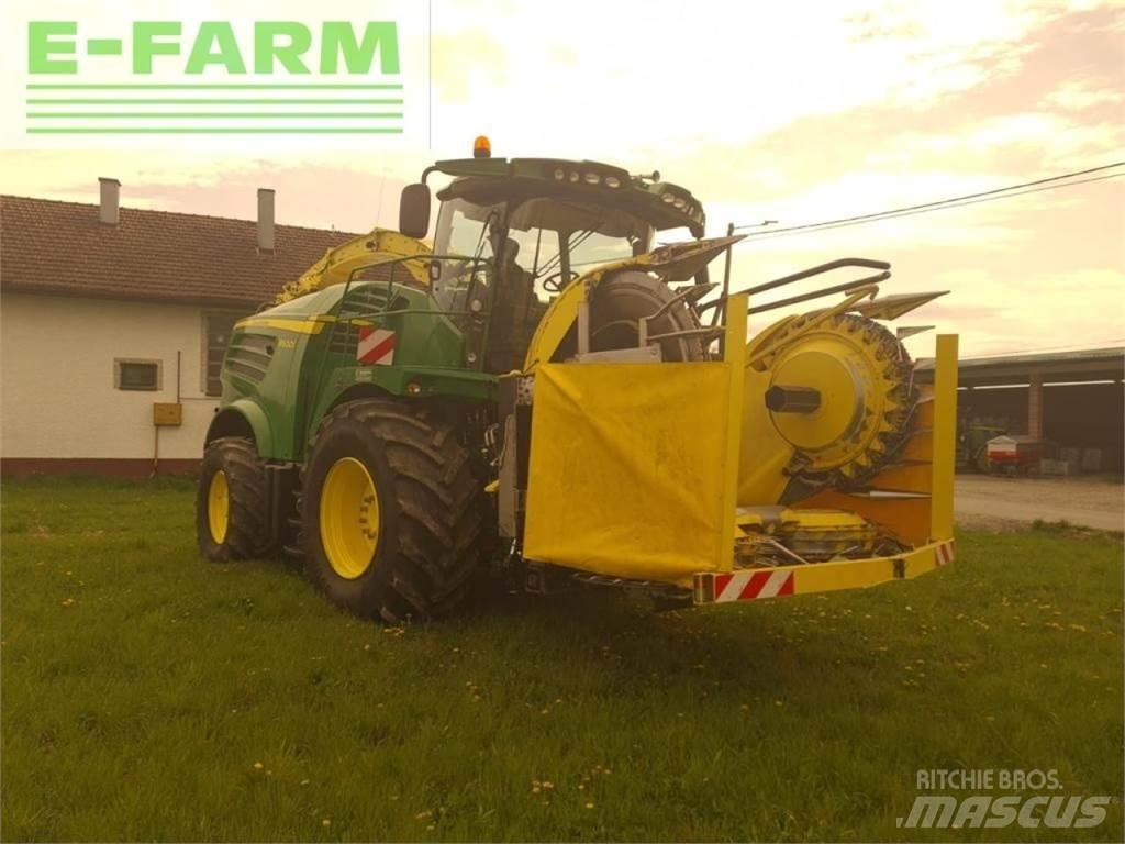 John Deere 8600 i Selbstfahrende Häcksler