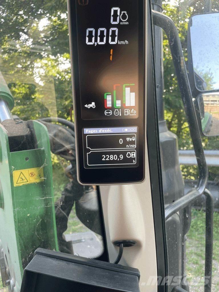 John Deere 6120 M Traktoren