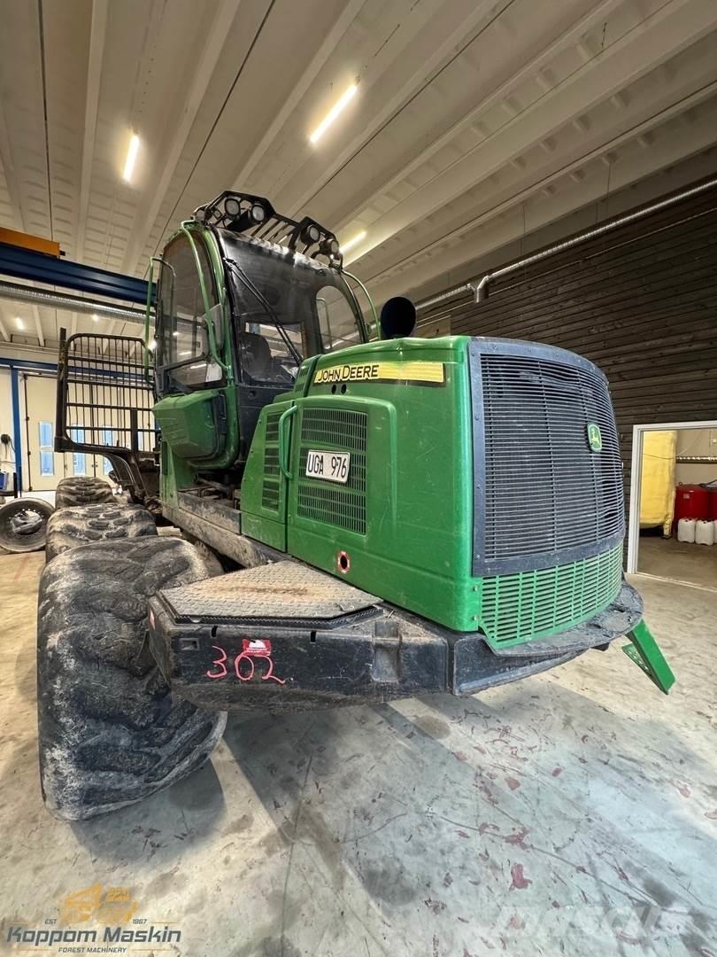 John Deere 1210E Forwarder