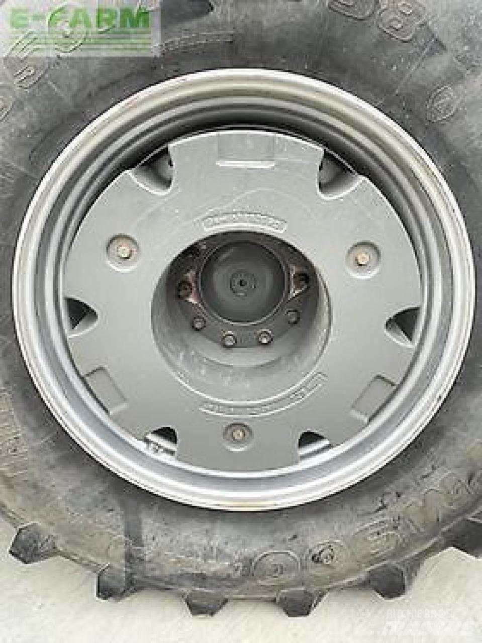 Fendt 724 vario Traktoren