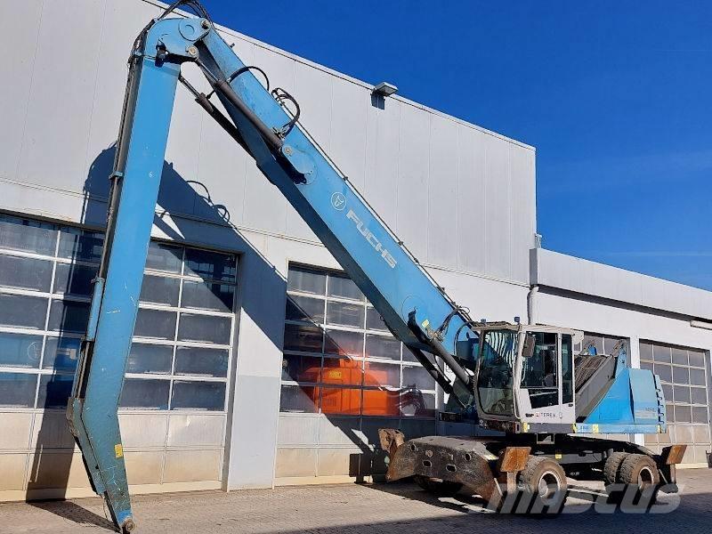 Fuchs MHL 350 E Materialumschlag
