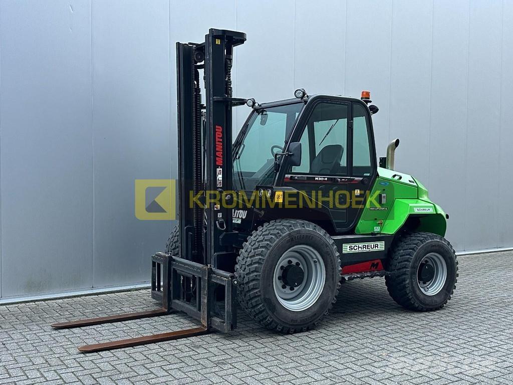 Manitou M30-4 Geländestapler