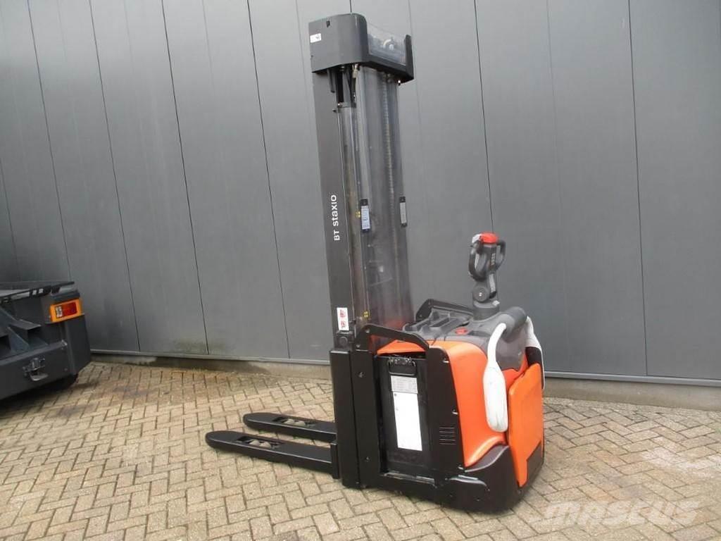 Toyota SPE 160L Deichselstapler
