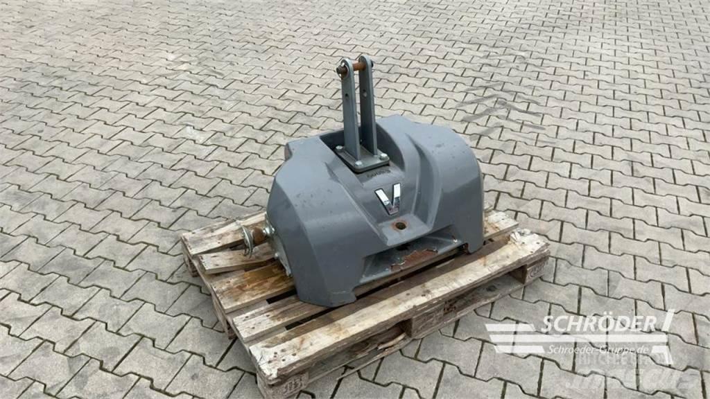 Valtra 600 KG Sonstiges Traktorzubehör