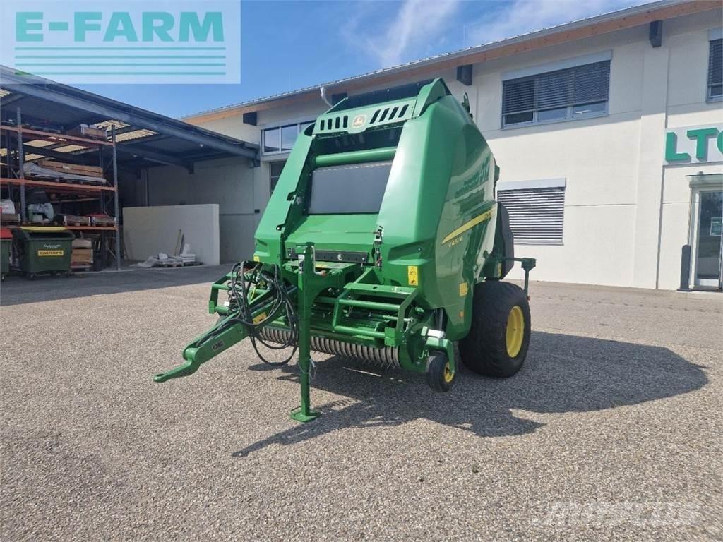 John Deere V461M Quaderpressen