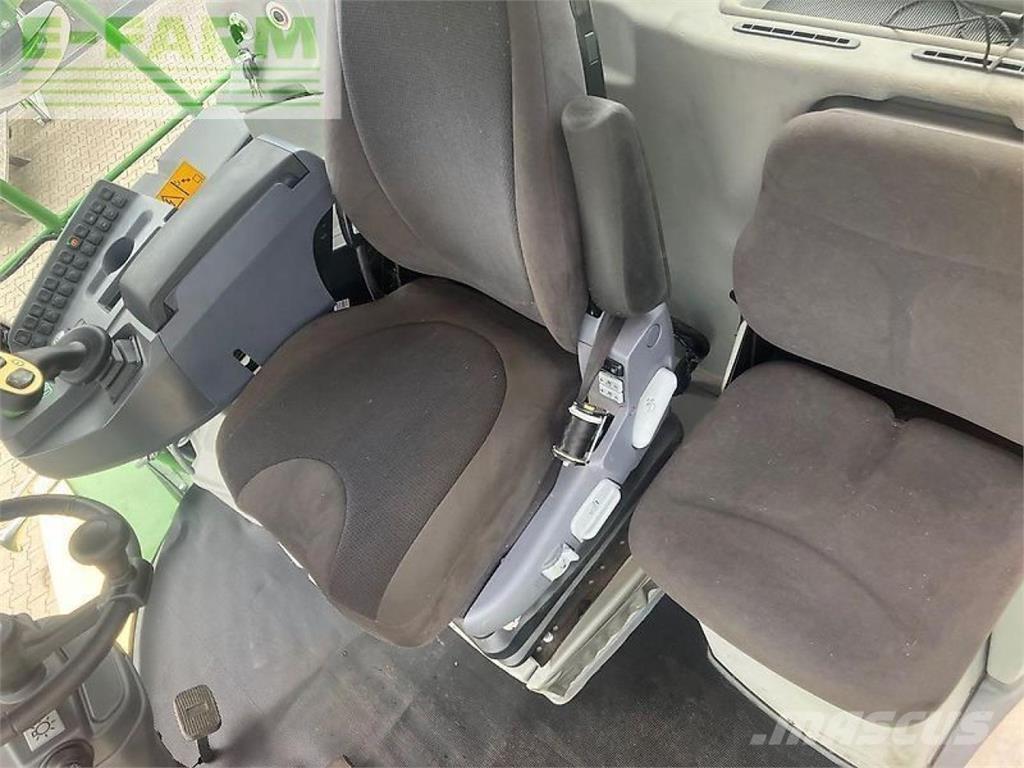 Krone big x 780 Selbstfahrende Häcksler