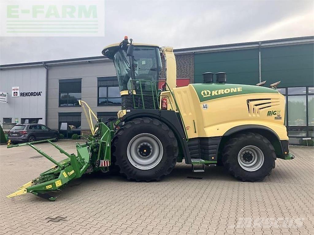 Krone big x 780 Selbstfahrende Häcksler