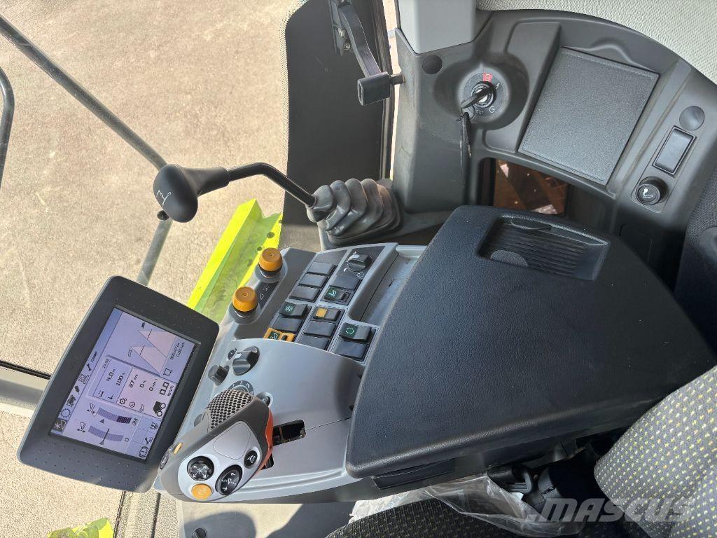 CLAAS TUCANO 430 Mähdrescher