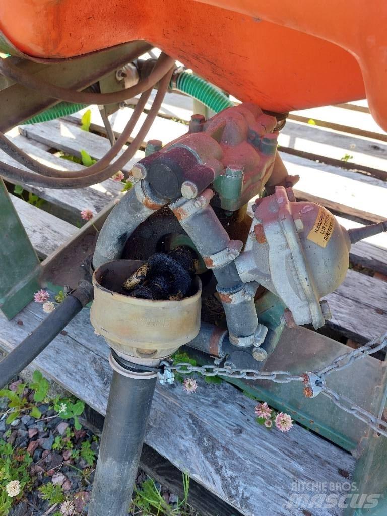 Eho 900l/12m Anbauspritzen