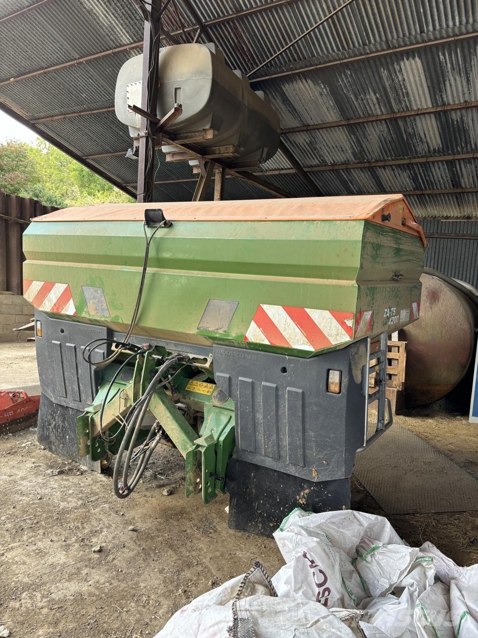 Amazone ZA TS 4200 Flüssigdüngerstreuer