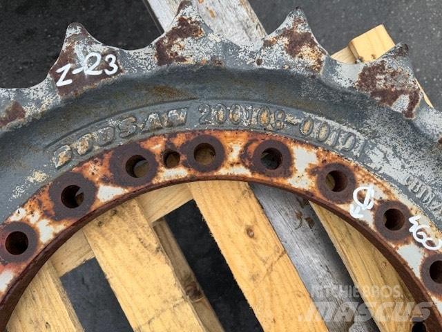 Doosan KOŁO NAPĘDOWE Ketten