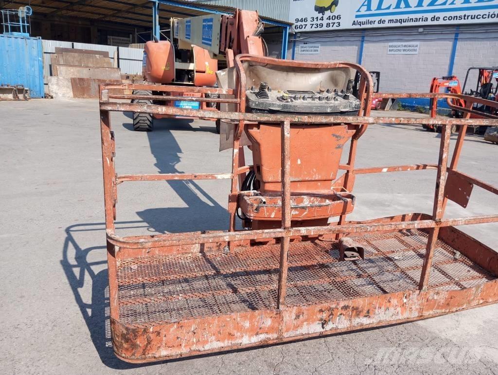 JLG 860 SJ Teleskopbühnen