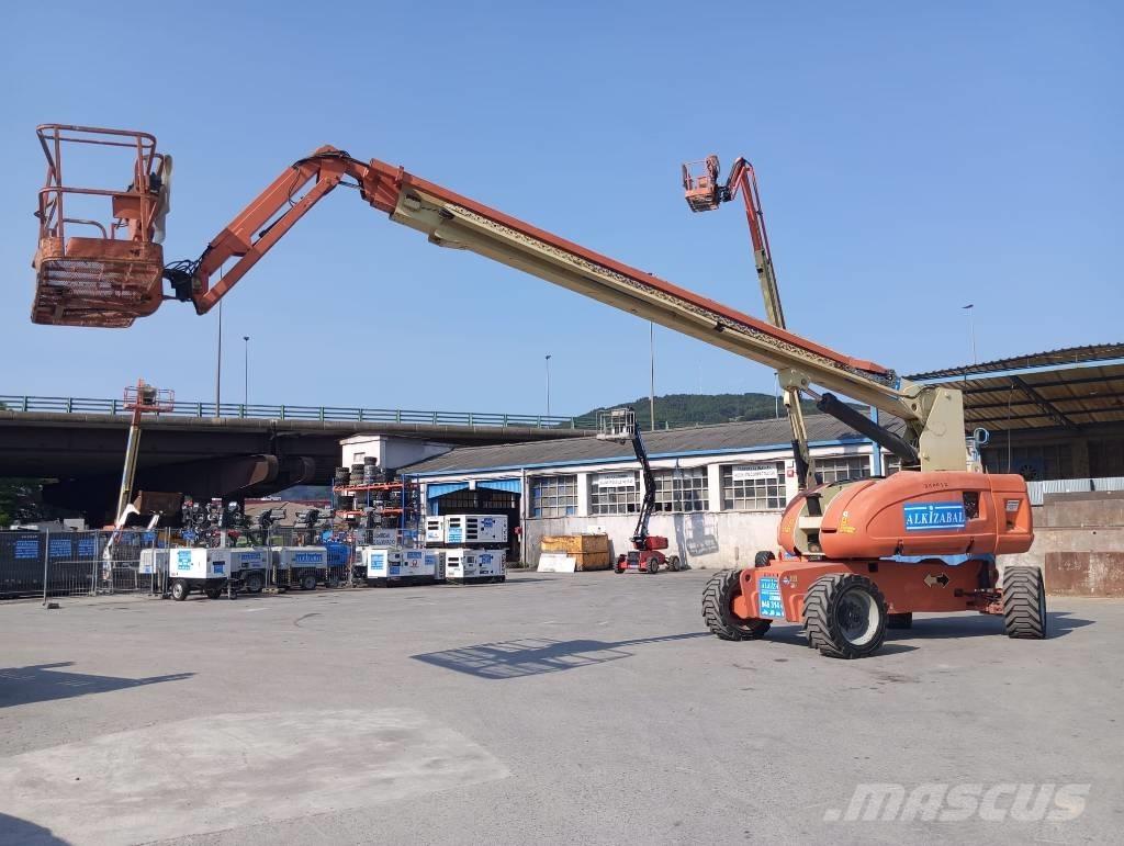 JLG 860 SJ Teleskopbühnen