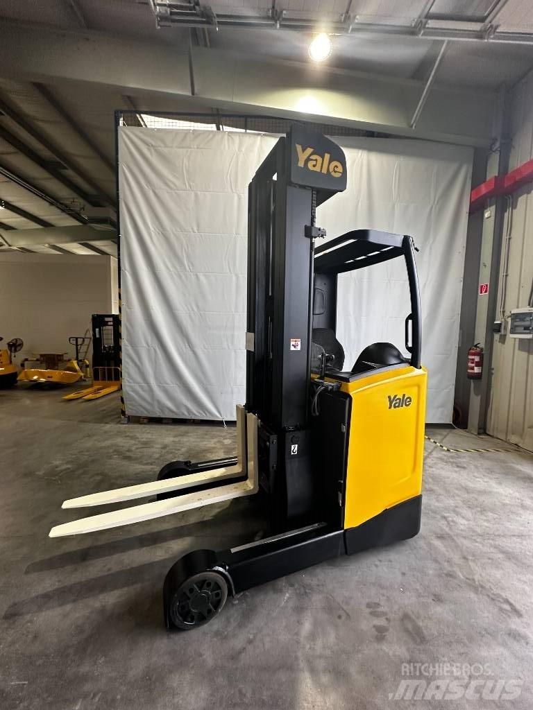 Yale MR16 Schubmaststapler