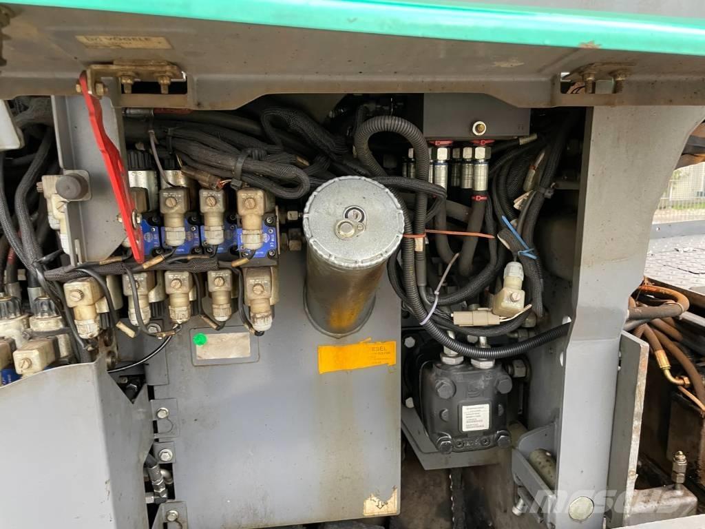 Vögele SUPER 1300-3I Strassenfertiger