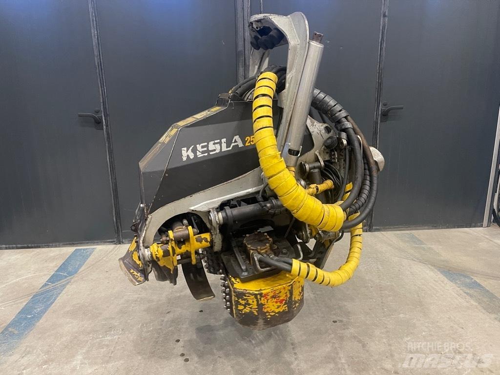 Kesla 25RH II Harvester