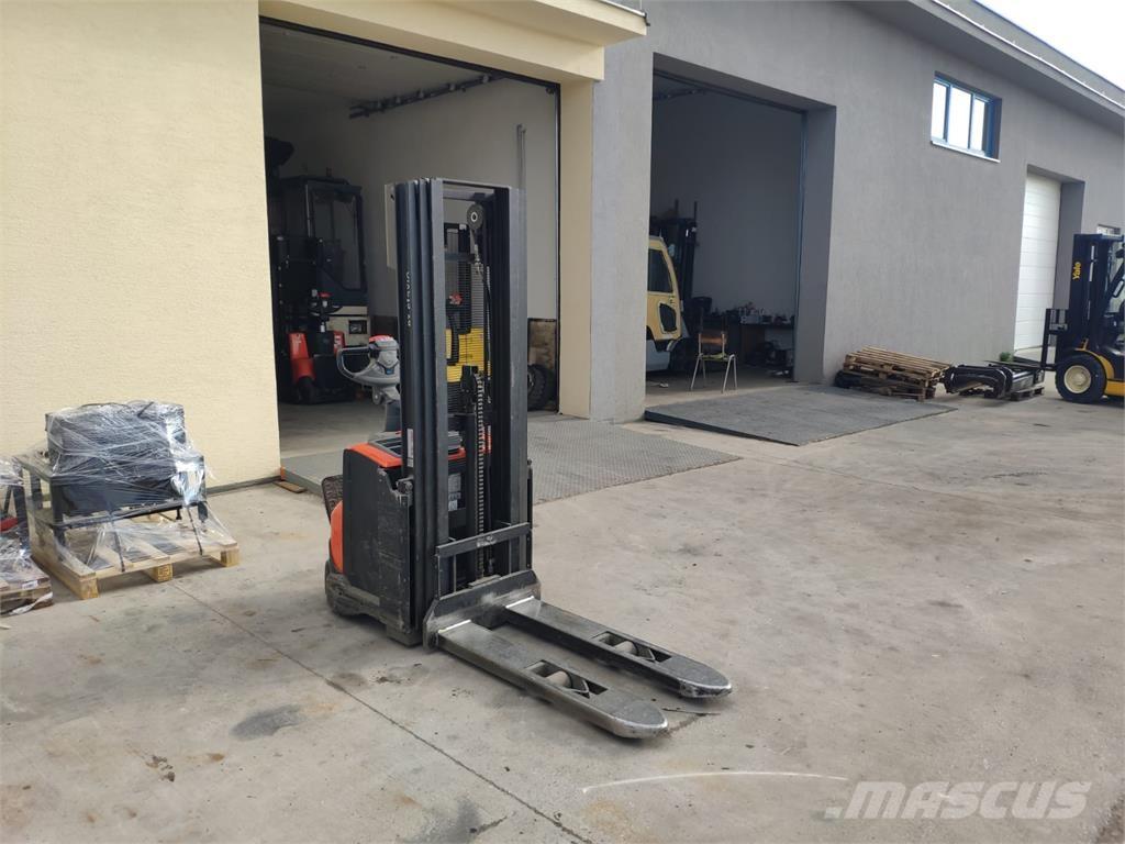 BT SWE120 Selbstfahrstapler