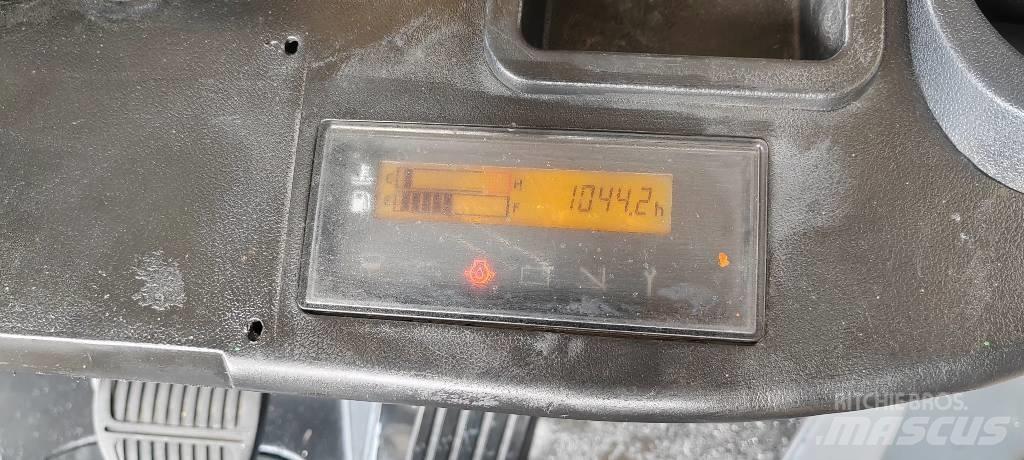 Toyota FD30 Diesel Stapler