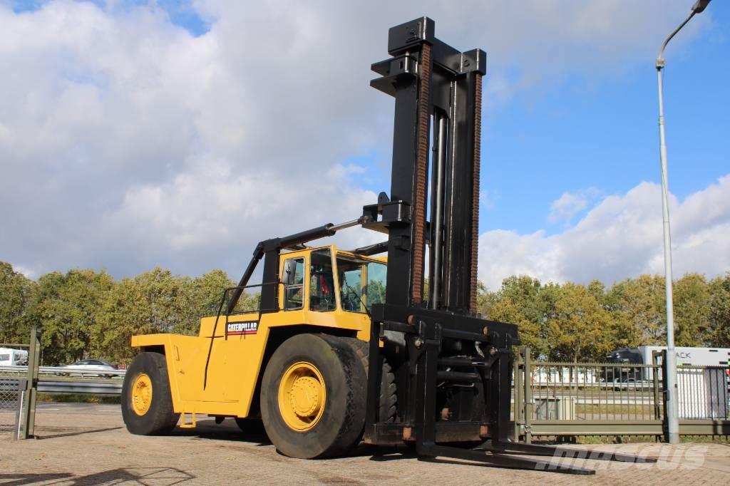 CAT V 800 Diesel Stapler